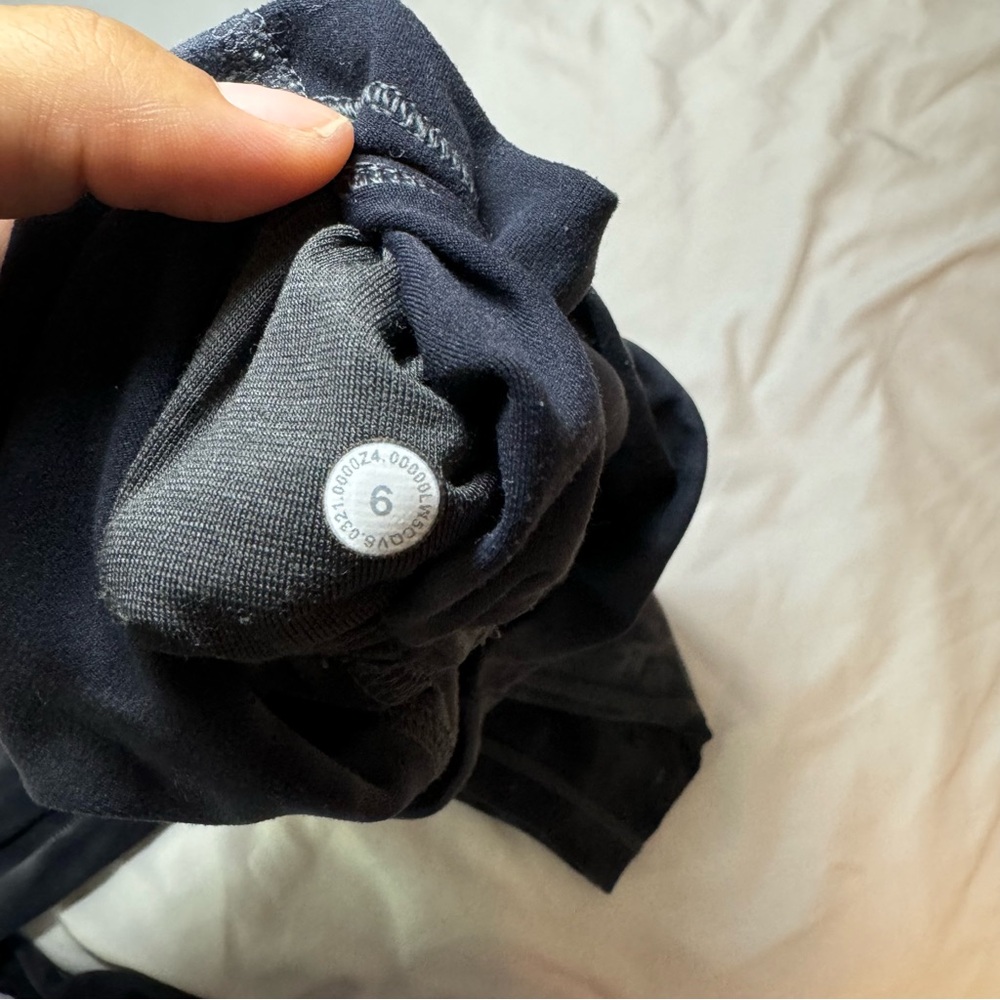 Lululemon align leggings! - Picture 6 of 6